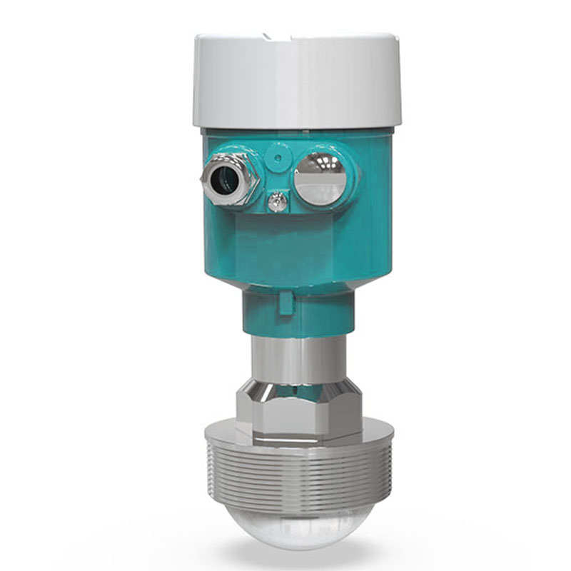 Threaded radar level gauge